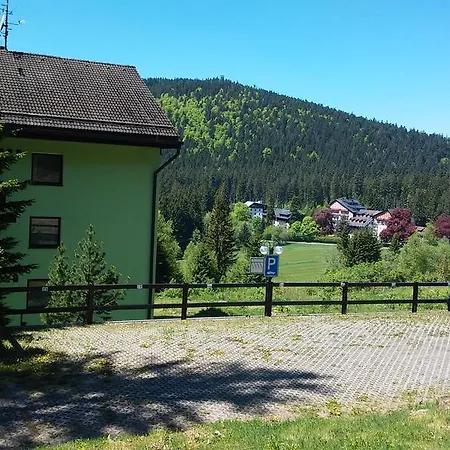 Lucie Πανσιόν Železná Ruda